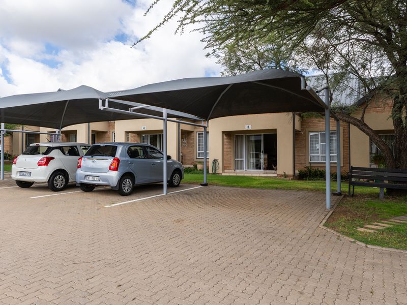 Apartment For Sale in Bendor, Polokwane, Limpopo - Photo 1