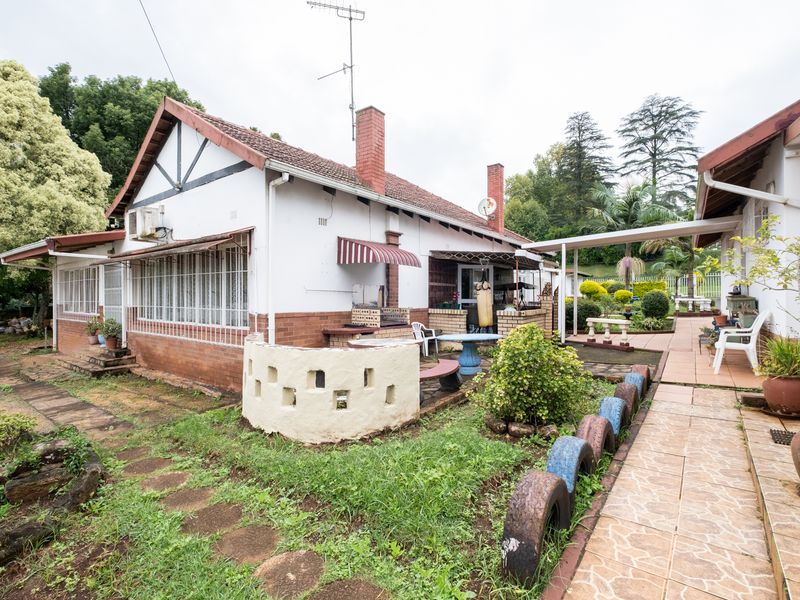 Investment Opportunity with Multiple Income-Generating Units! - Photo 4