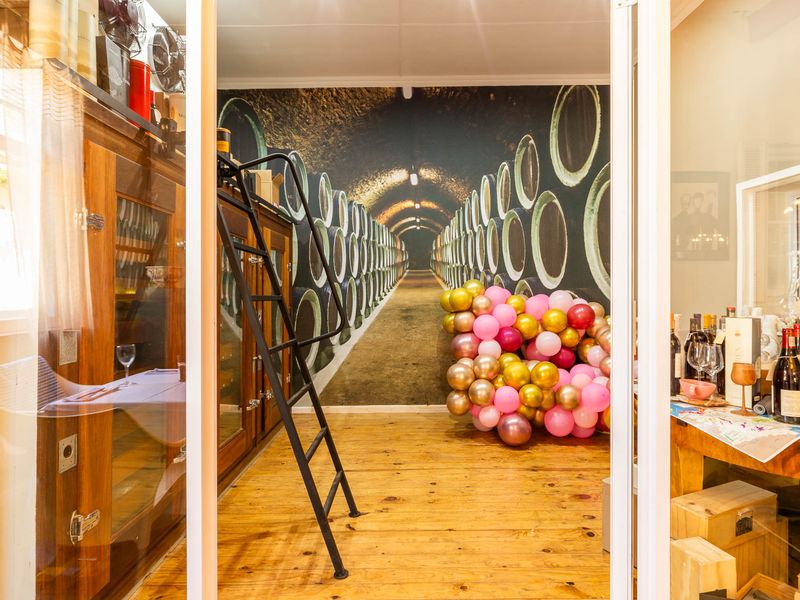 Restaurant For Sale in Oudtshoorn South, Oudtshoorn, Western Cape - Photo 5