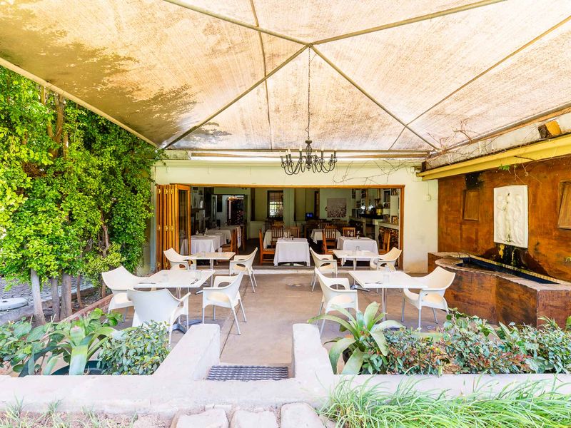 Restaurant For Sale in Oudtshoorn South, Oudtshoorn, Western Cape - Photo 9