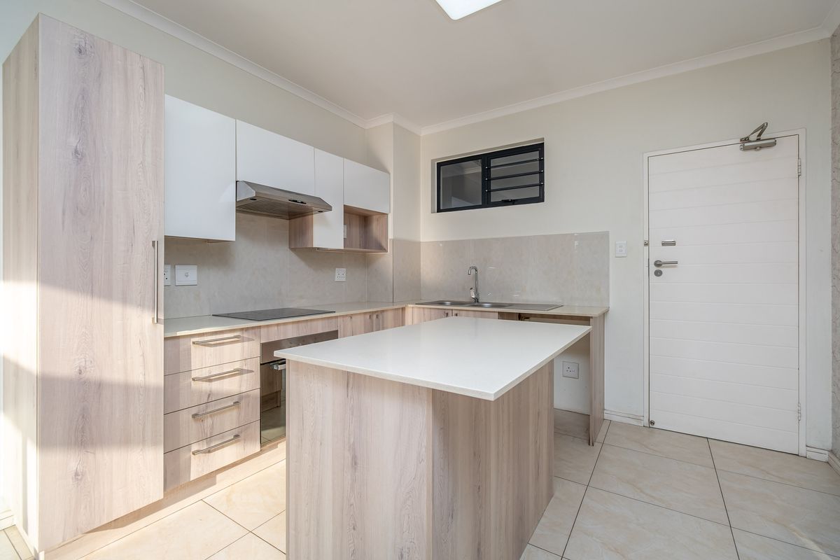 Apartment For Sale in Randpark Ridge, Randburg, Gauteng - Photo 3