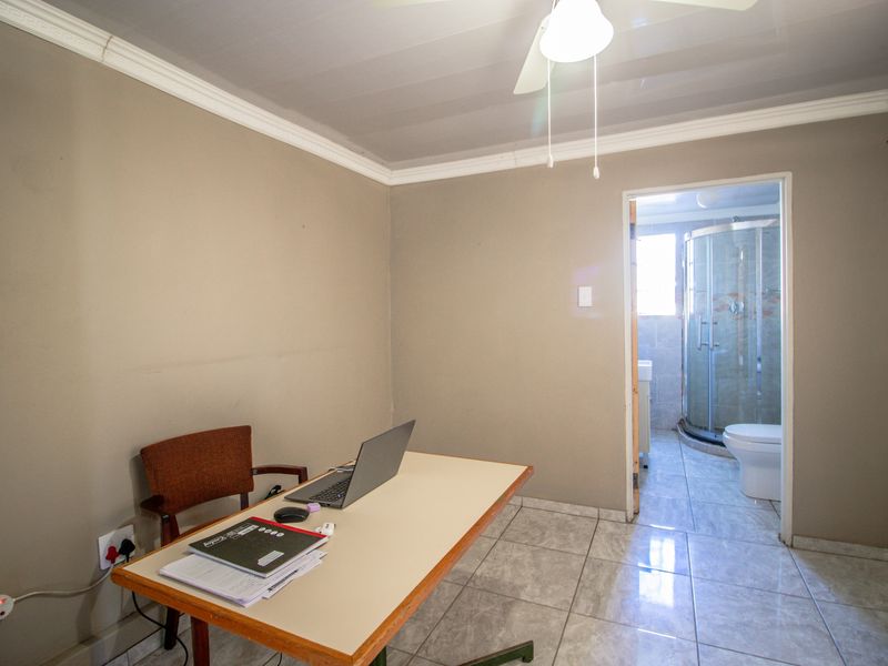 House For Sale in Fort Beaufort, Eastern Cape - Photo 7