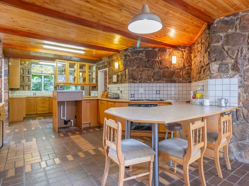 Prestigious Multi-Residence with exceptional amenities and Development potential - Photo 7