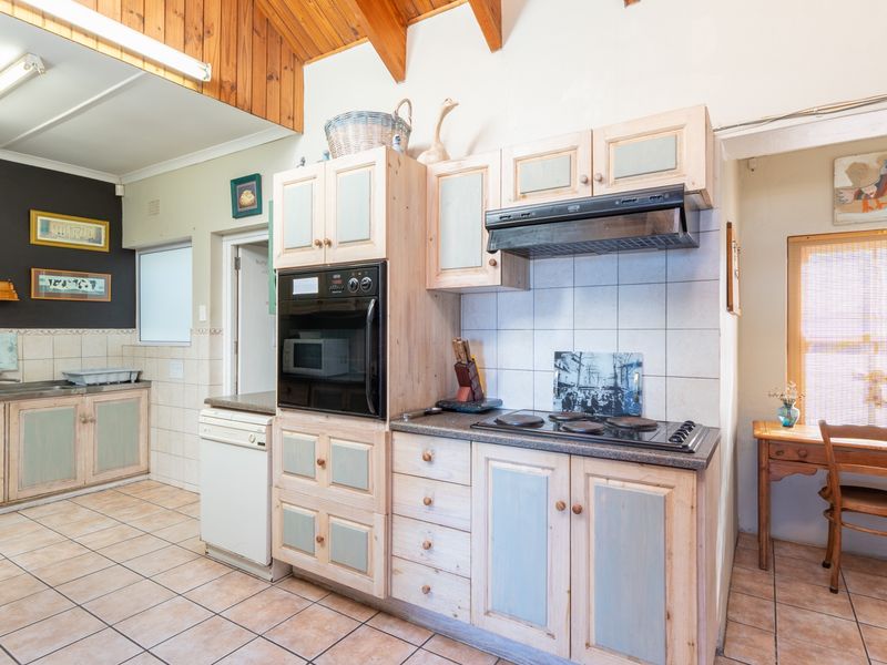 House For Sale in Bettys Bay, Western Cape - Photo 10