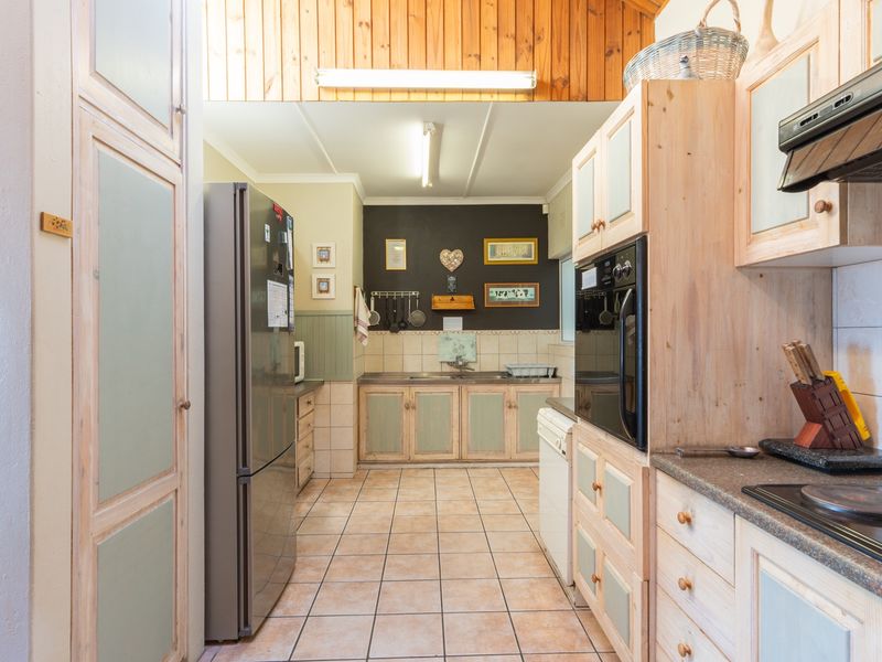 House For Sale in Bettys Bay, Western Cape - Photo 9