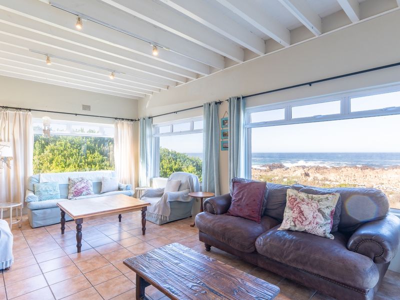 House For Sale in Bettys Bay, Western Cape - Photo 7