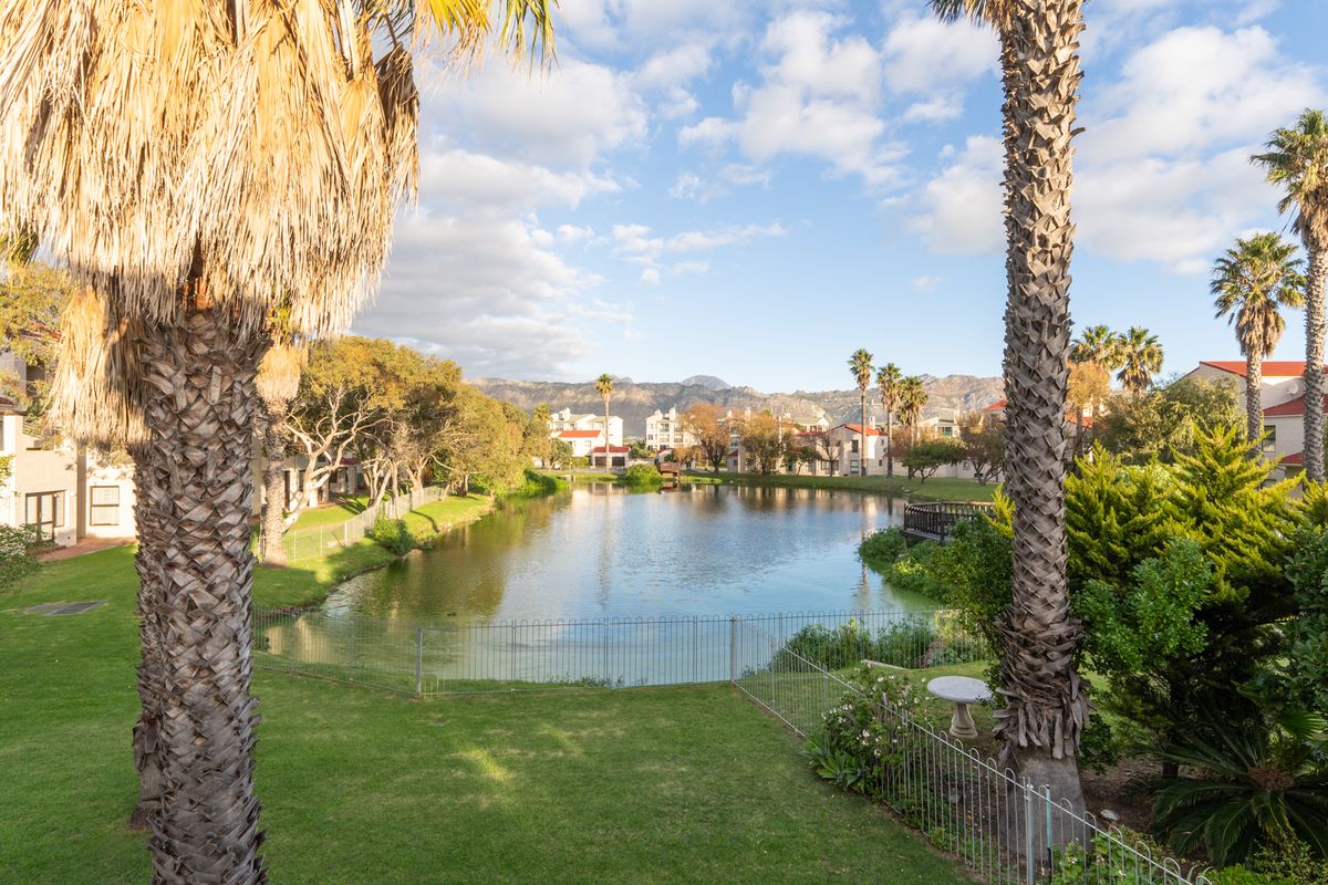 Apartment For Sale in Greenways Golf Estate, Strand, Western Cape - Photo 5