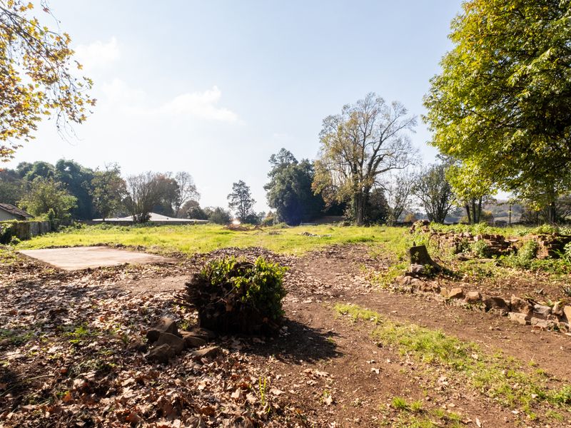 Rare Find. 4,460m2 Prime Commercial Land in Central Hilton - Photo 7