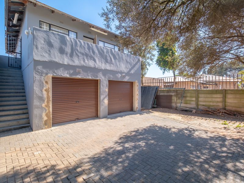 Townhouse Cottage for a Young Couple - Photo 1