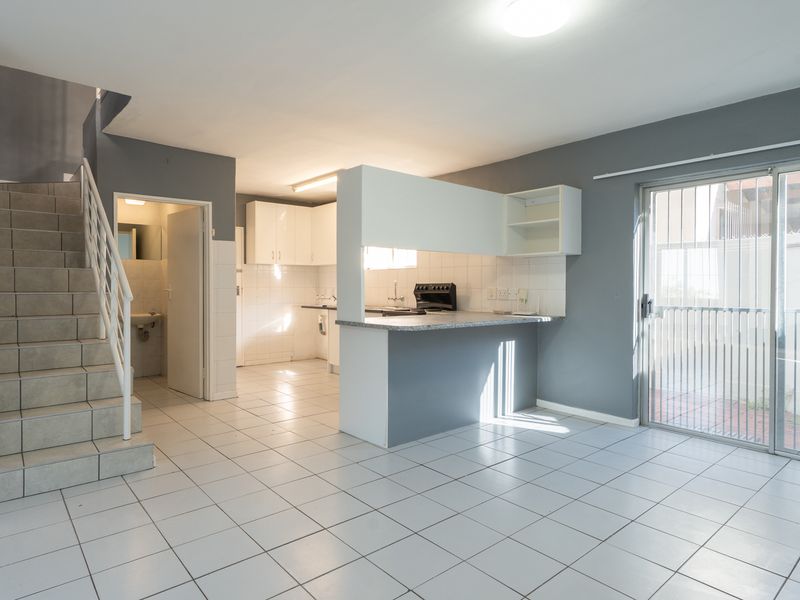 House To Rent in Paarl North, Paarl, Western Cape - Photo 6