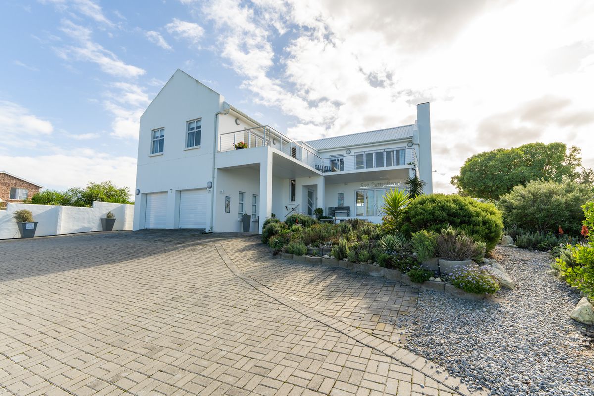 House For Sale in Oceanview Heights, Struisbaai, Western Cape - Photo 4