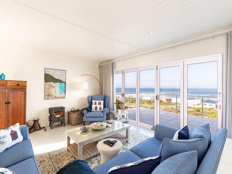 House For Sale in Oceanview Heights, Struisbaai, Western Cape - Photo 2