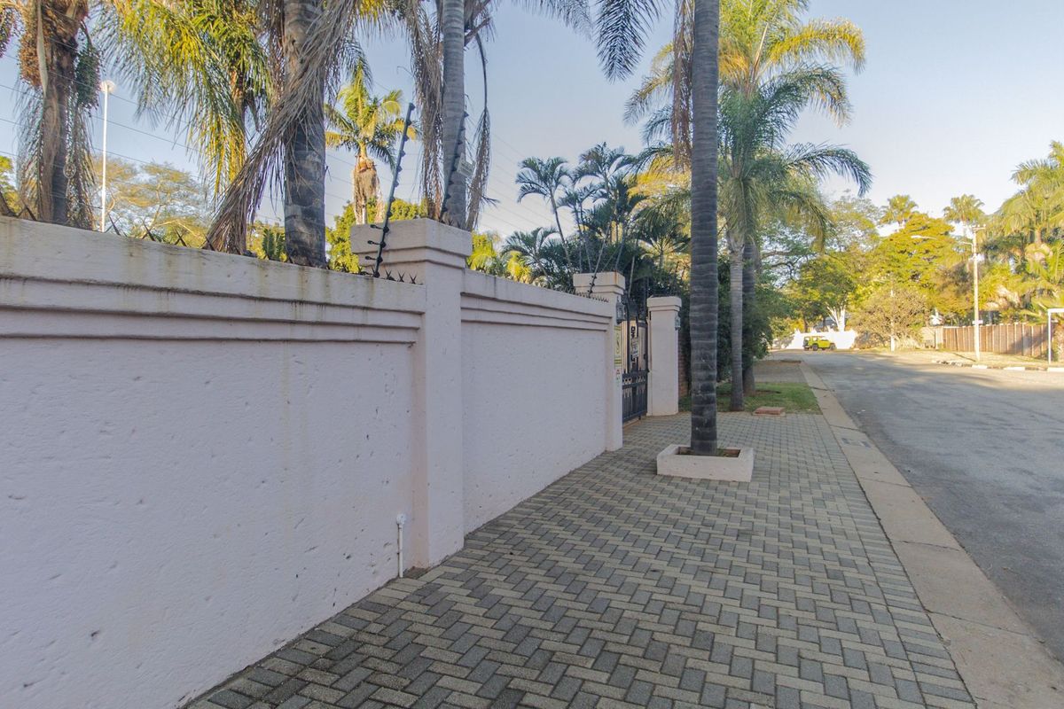 Oasis-living in the heart of Welgelegen! - Photo 2