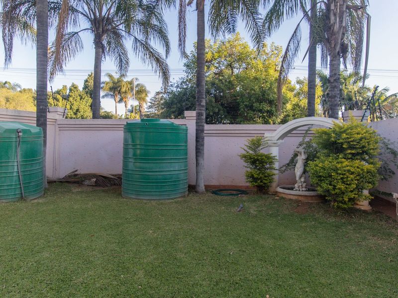 Oasis-living in the heart of Welgelegen! - Photo 6