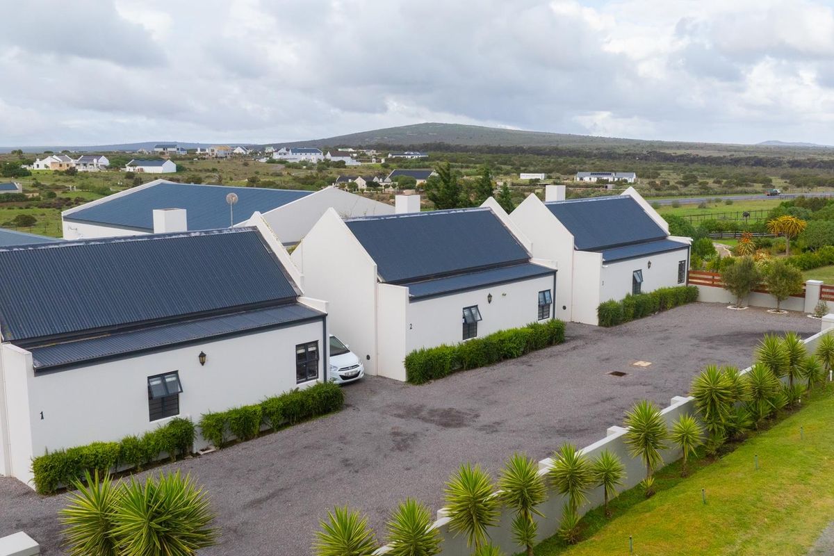 PRIME SMALLHOLDING FOR SALE IN OLIFANTSKOP ESTATE - EXCEPTIONAL VERSATILITY and INVESTMENT POTENTIAL - Photo 4