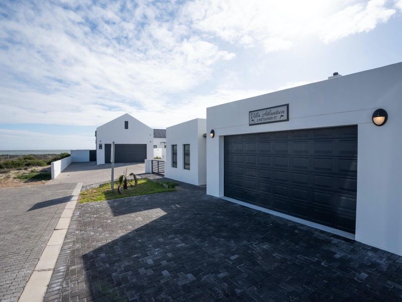 Seaside Living: 4-Bedroom Atlantic Sands North Estate - Photo 2