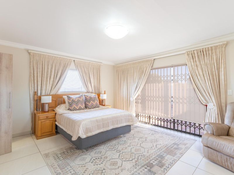 Luxury living with endless ocean views — your forever home in Monte Christo awaits. - Photo 3