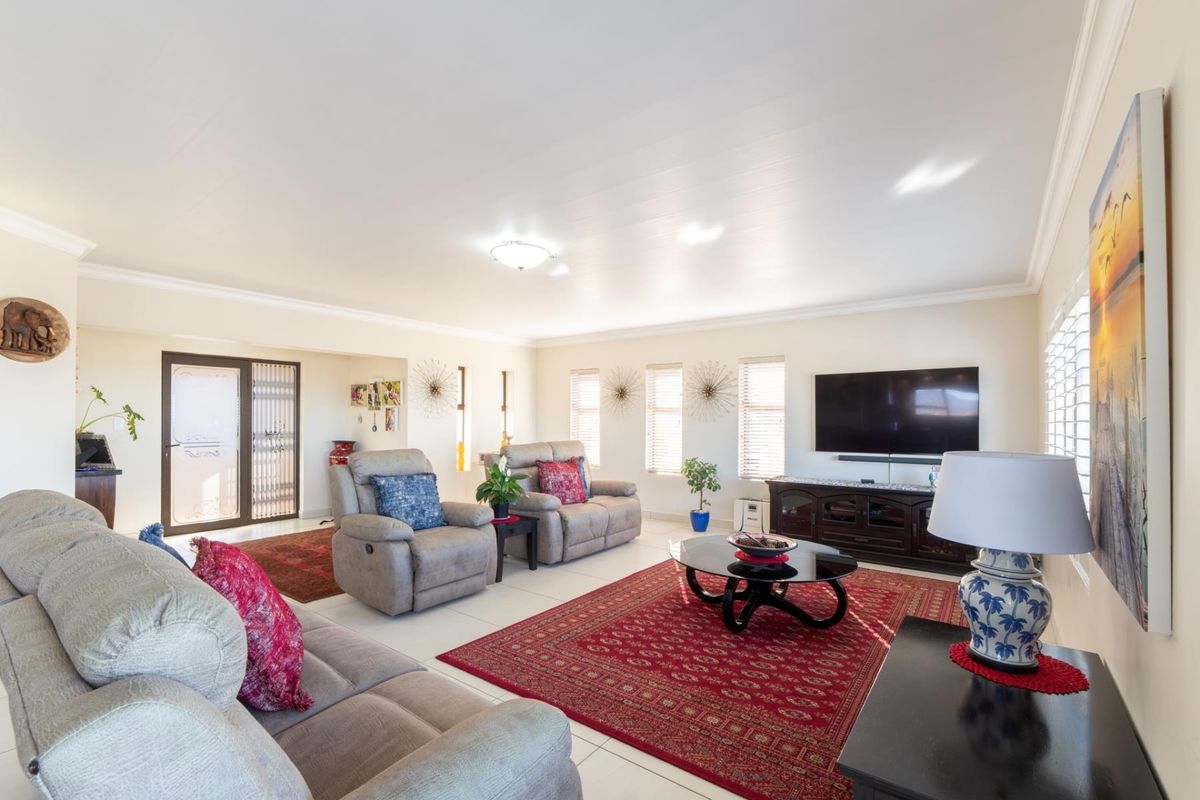 Luxury living with endless ocean views — your forever home in Monte Christo awaits. - Photo 5