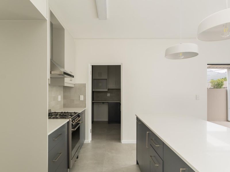 Stunning Type 5B 3-Bedroom house in Honeydew Country Estate - Photo 10