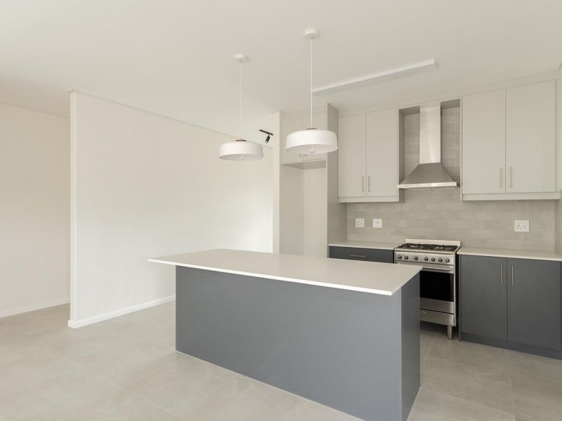 Stunning Type 5B 3-Bedroom house in Honeydew Country Estate - Photo 9