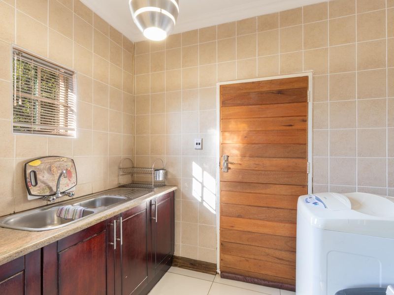 Magnificent Dalmada Plot with Stunning Features - Photo 10