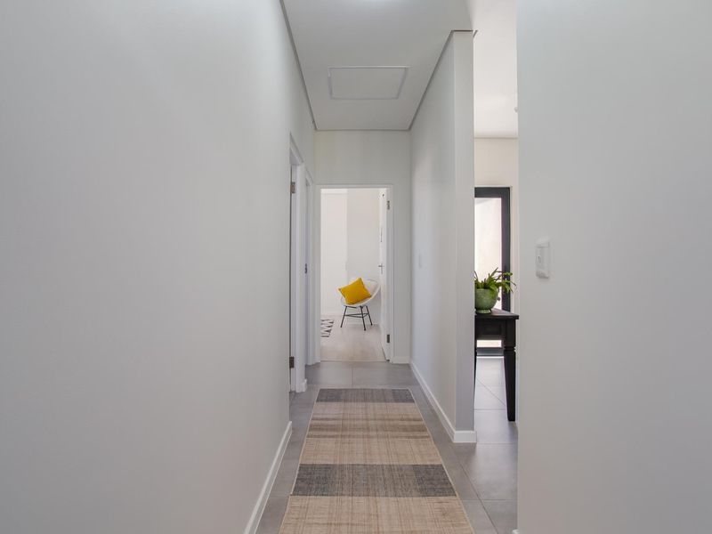 House Under Offer in Paarl North Paarl - Photo 9