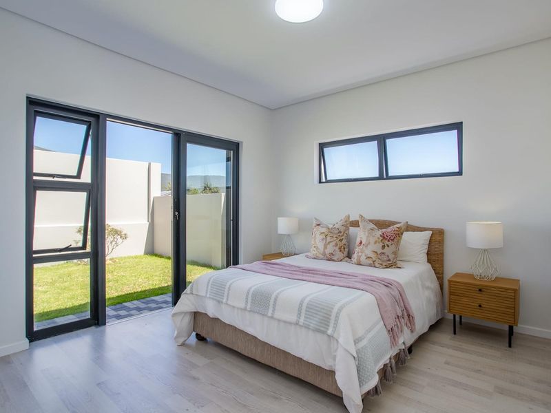 House Under Offer in Paarl North Paarl - Photo 5