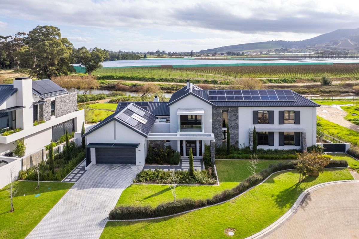 A Riverfront Sanctuary in the Heart of Val de Vie Estate - Photo 5