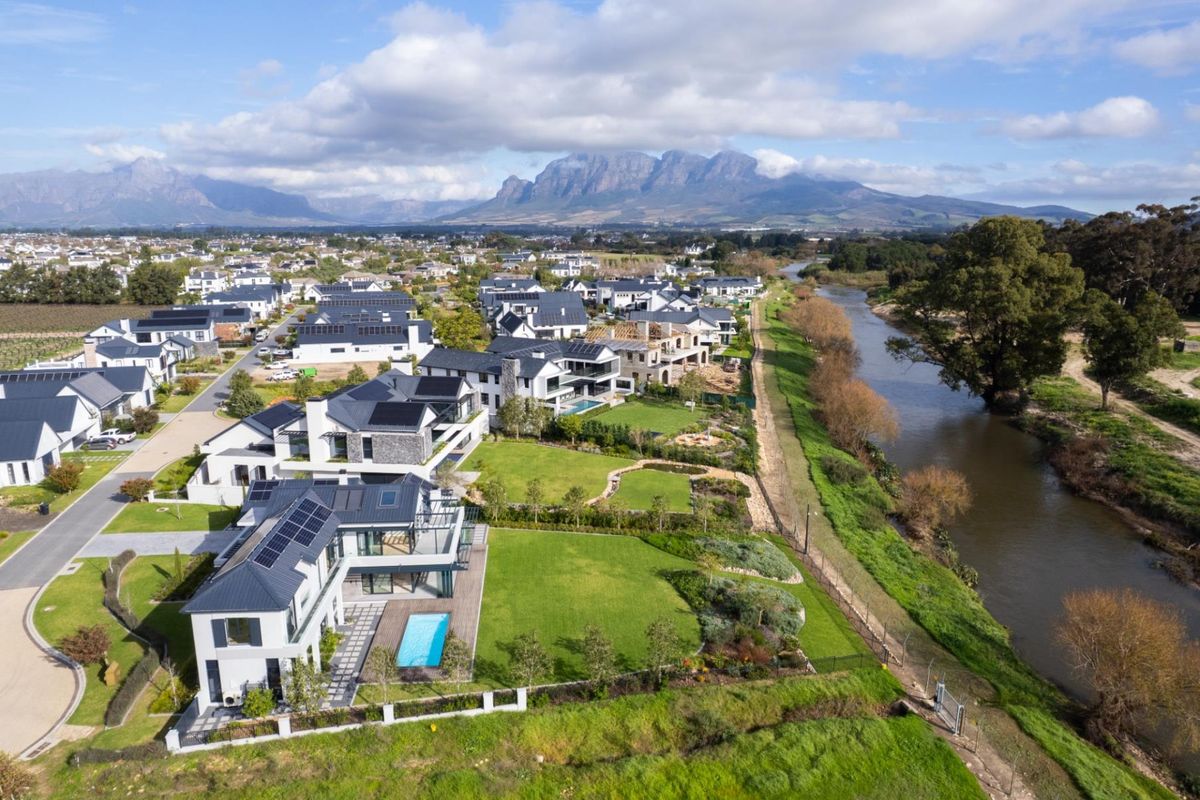 A Riverfront Sanctuary in the Heart of Val de Vie Estate - Photo 4