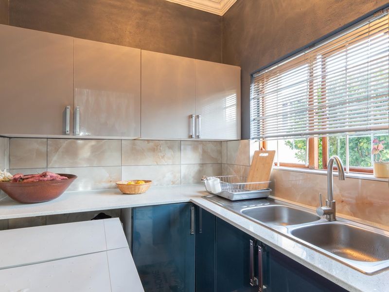 Excellent value for money investment in estate! - Photo 9