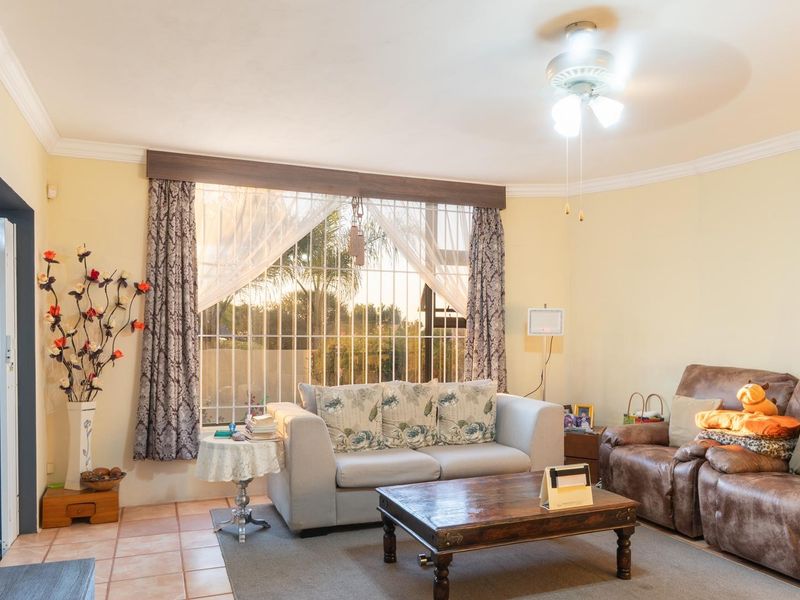 Excellent value for money investment in estate! - Photo 4