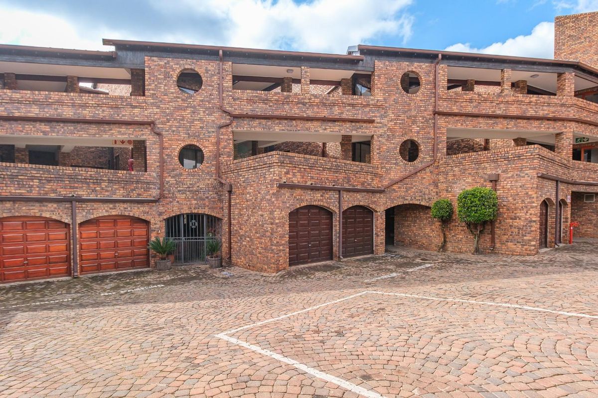 Excellent starter upper in Sandton - Photo 2