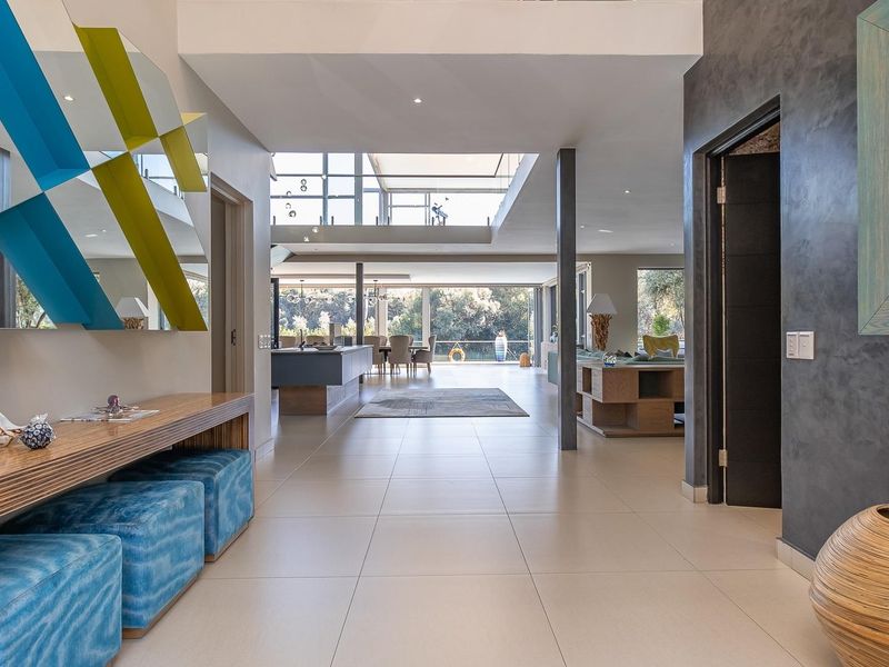 Luxurious 6-Bedroom House In Hartebeesport Dam - Photo 7