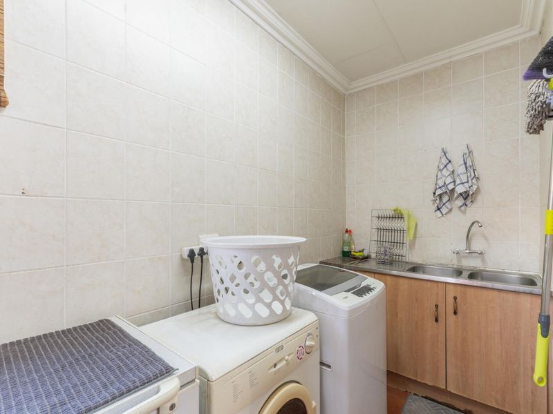 Low Maintenance Lock-up and Go Townhouse in Bendor Ridge - Photo 8