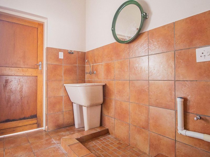 3 Bedroom Townhouse in Bendor! - Photo 5