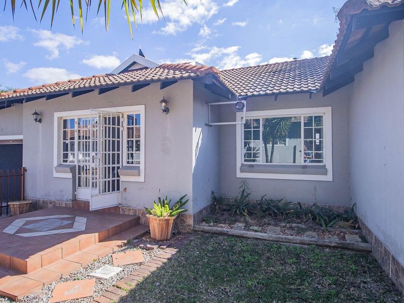 3 Bedroom Townhouse in Bendor! - Photo 6