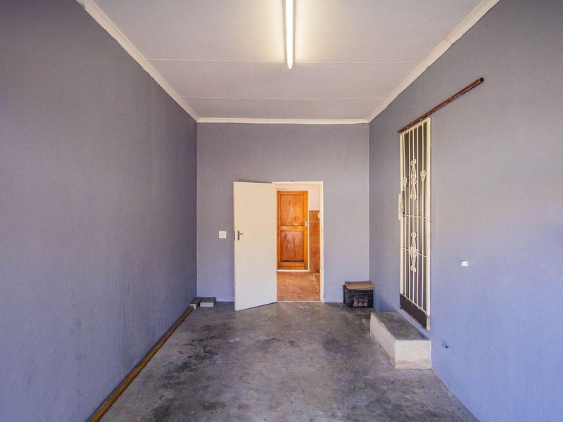 3 Bedroom Townhouse in Bendor! - Photo 3