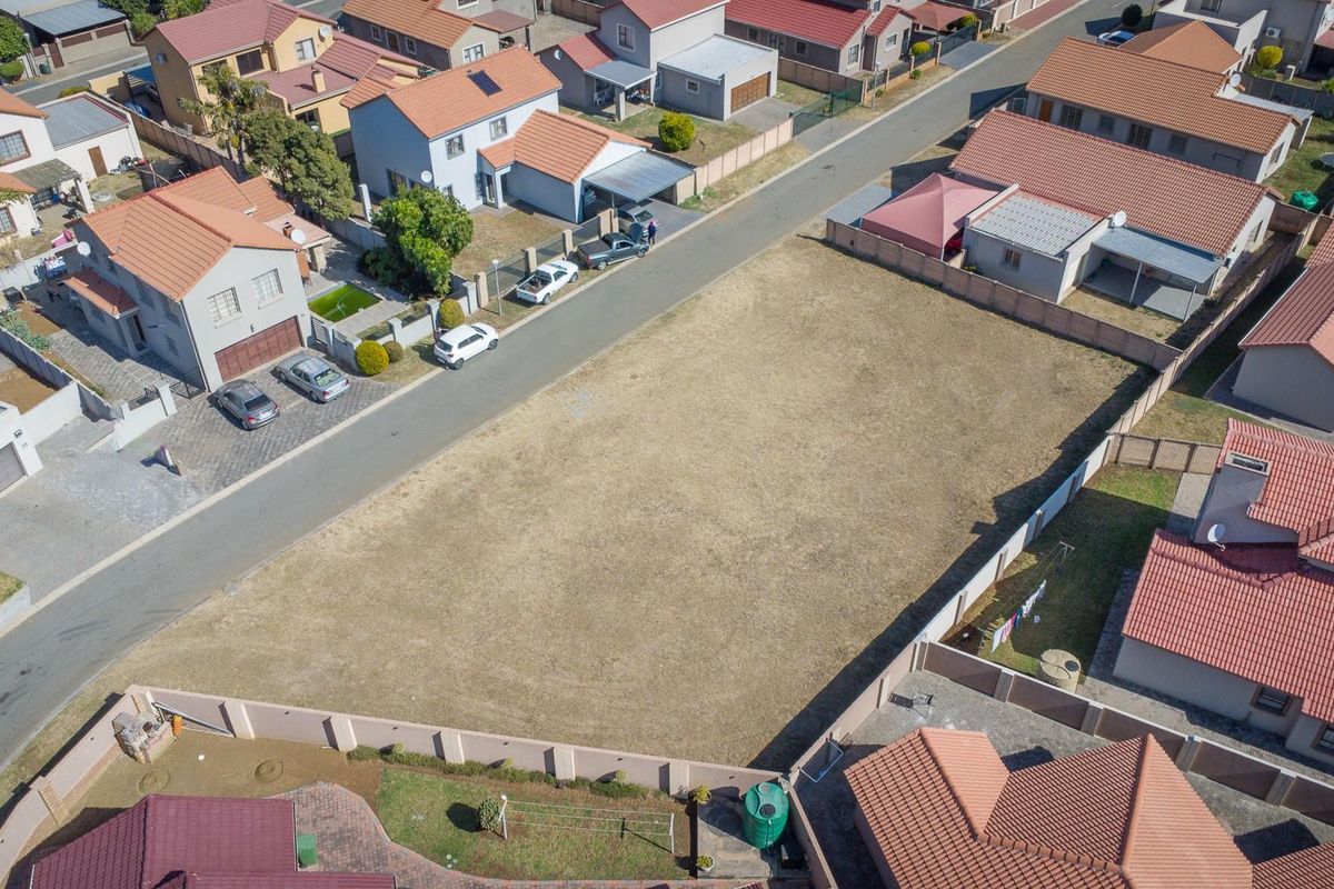 Build Your Dream Home In Savanna Falls!!! - Photo 3