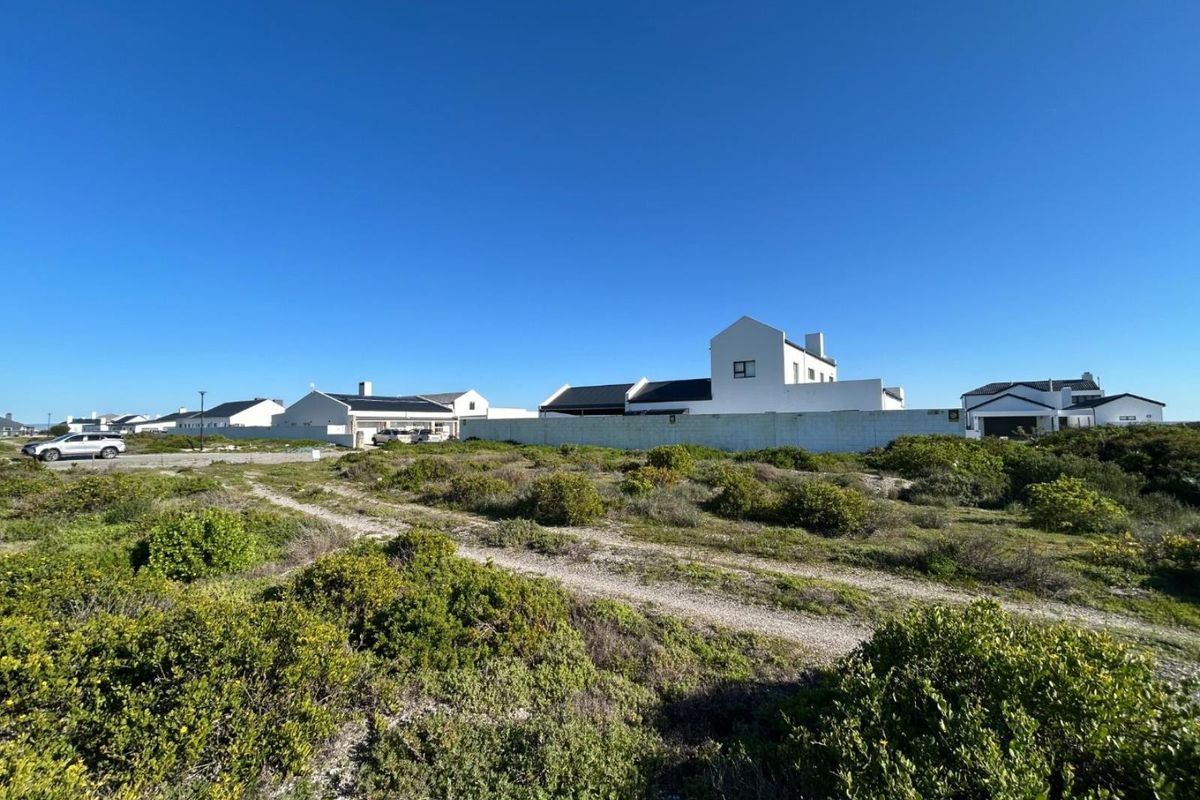 Seaside Living Starts Here - Perfect Vacant Stand Just Steps from the Beach! - Photo 4