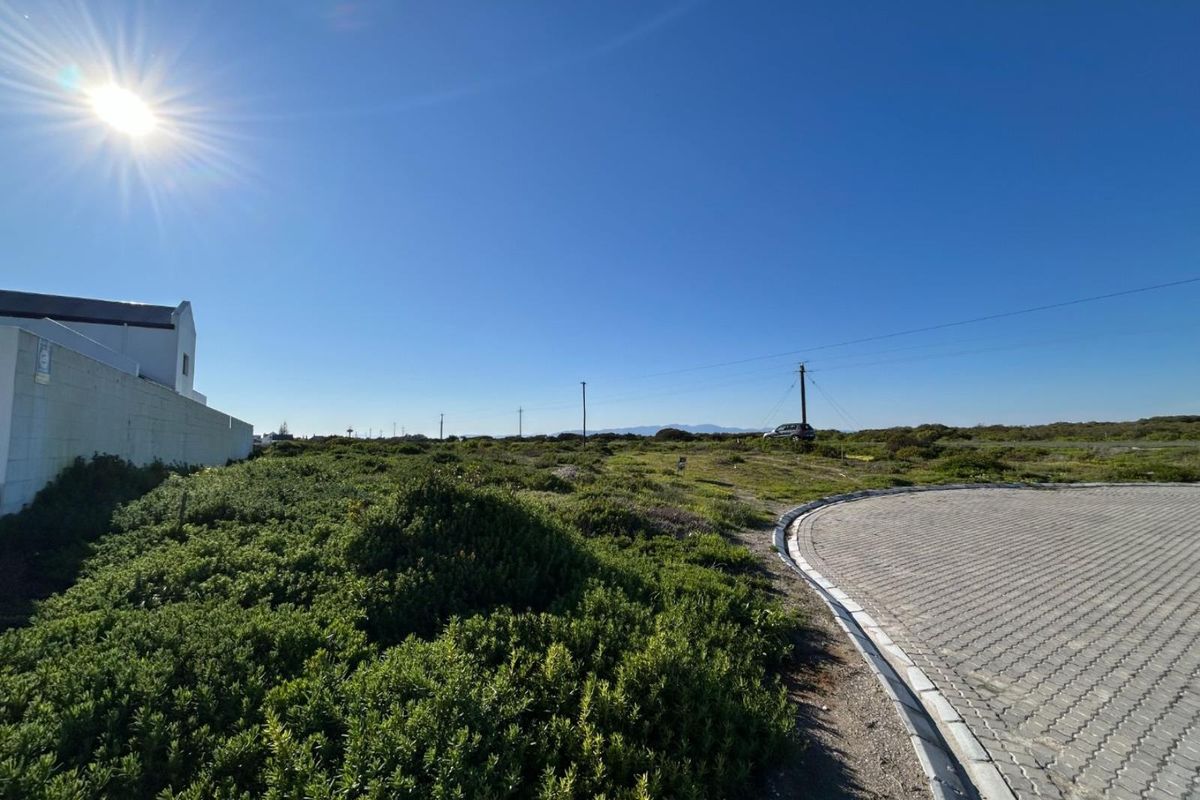 Seaside Living Starts Here - Perfect Vacant Stand Just Steps from the Beach! - Photo 2