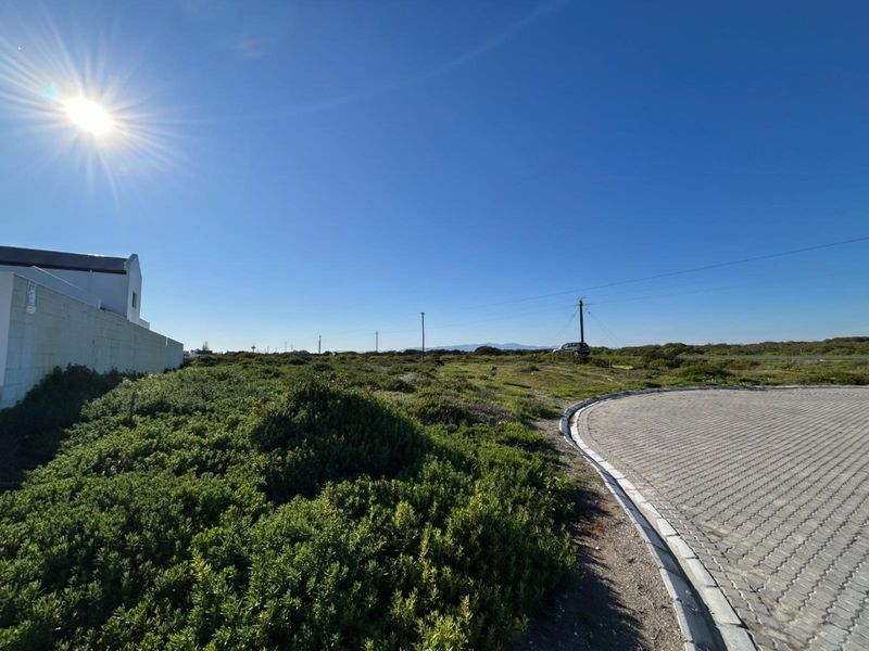 Seaside Living Starts Here - Perfect Vacant Stand Just Steps from the Beach! - Photo 2