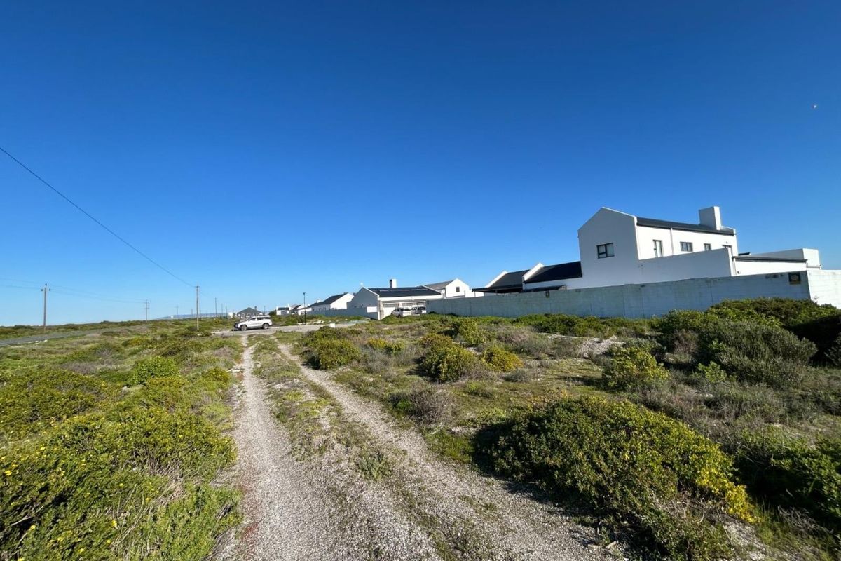 Seaside Living Starts Here - Perfect Vacant Stand Just Steps from the Beach! - Photo 5