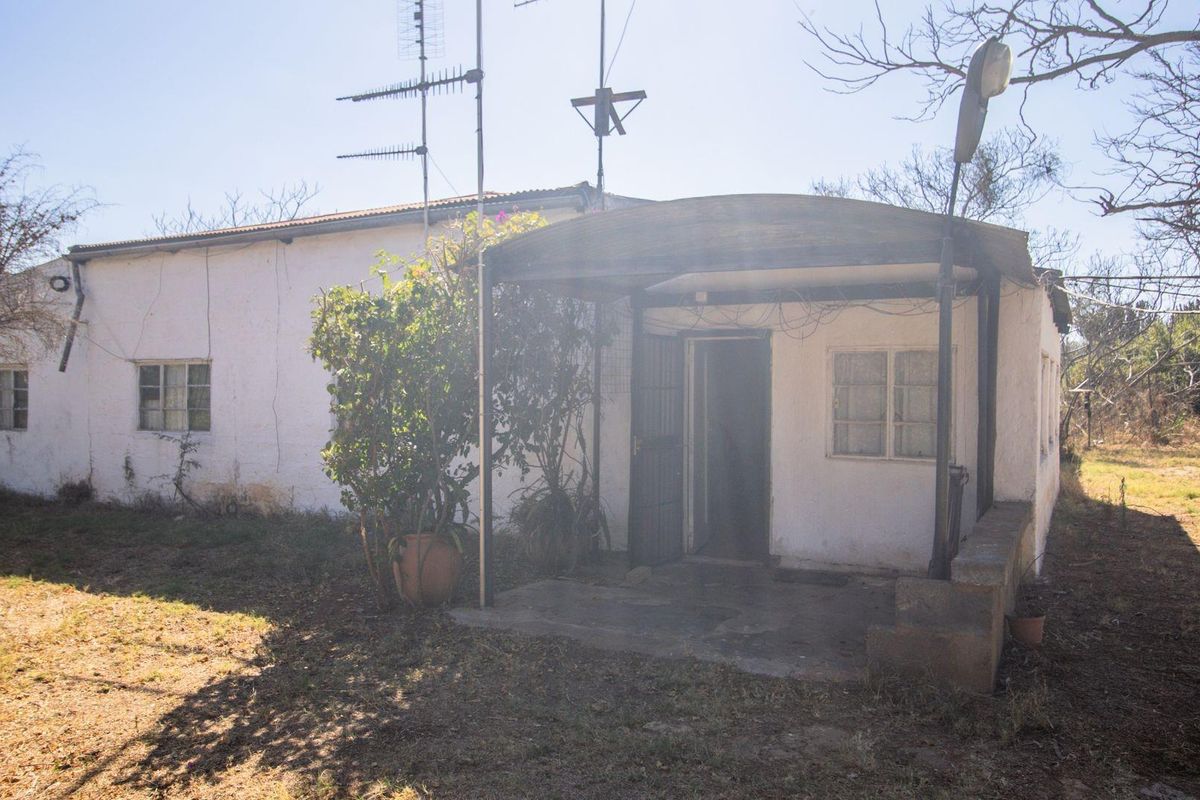 17 Hectares Farm Close To Polokwane - Photo 2