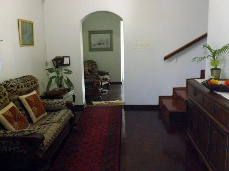 Family Home with bachelor flat - Photo 10