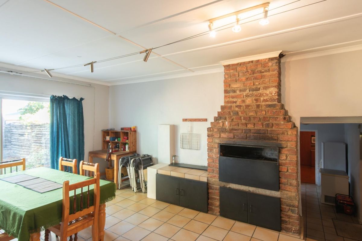 Don't Miss Out on This 3-Bedroom Family Home! - Photo 3