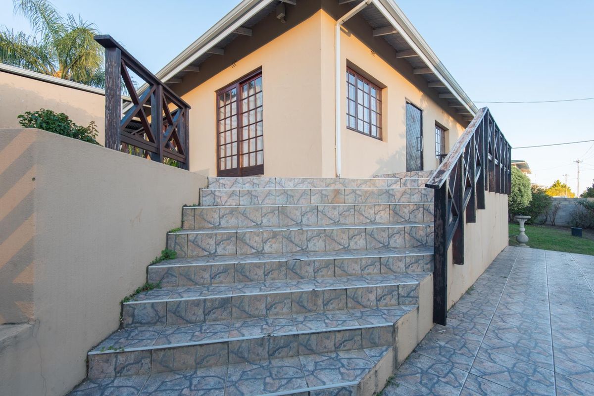 Don't Miss Out on This 3-Bedroom Family Home! - Photo 5