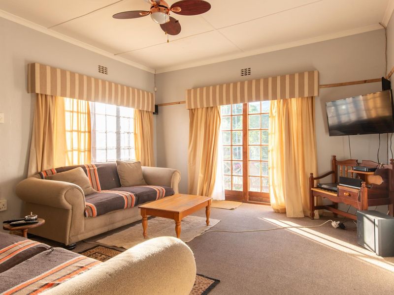 Don't Miss Out on This 3-Bedroom Family Home! - Photo 7