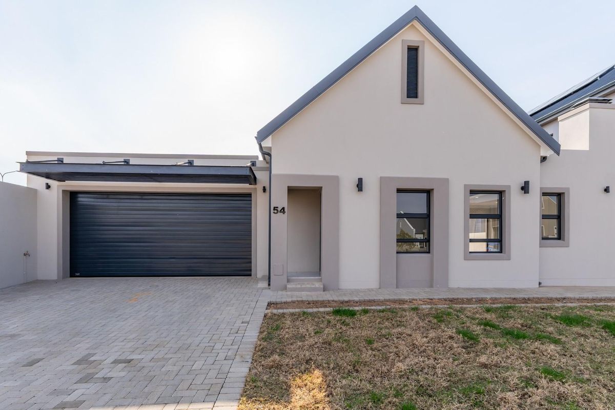 3-Bedroom House For Sale in Altona Village, Worcester, Western Cape - Photo 2