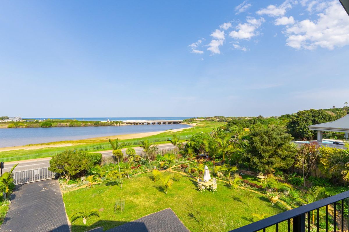 Ocean and Lagoon Views from this Stunning Guesthouse in Wilderness on the Garden Route - Photo 2