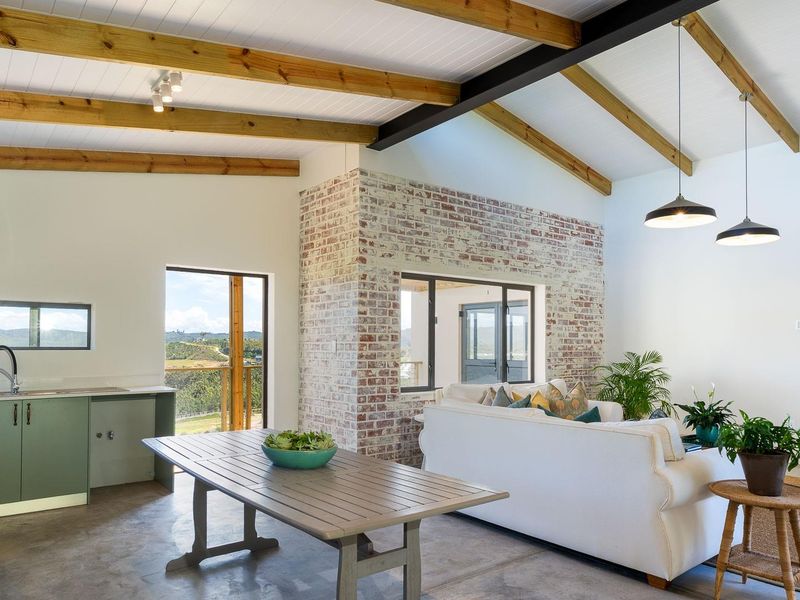 Brand New Lock Up and Go - Pet Friendly Home - Photo 5